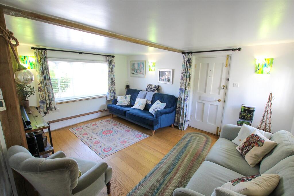 Sitting Room.