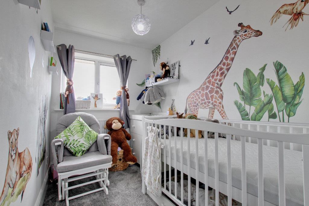 BEDROOM 3 (REAR)