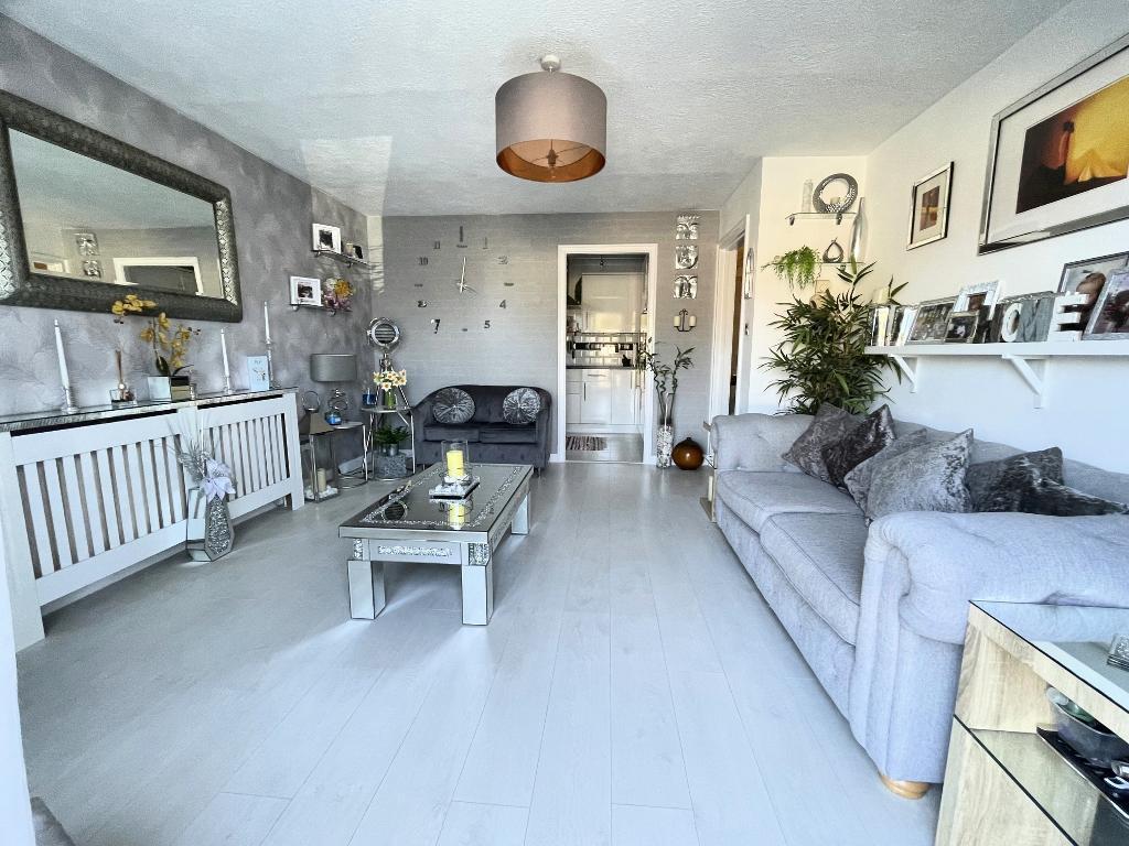 Lounge / Dining Room