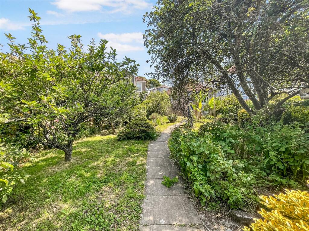 Rear Garden Alt.jpg