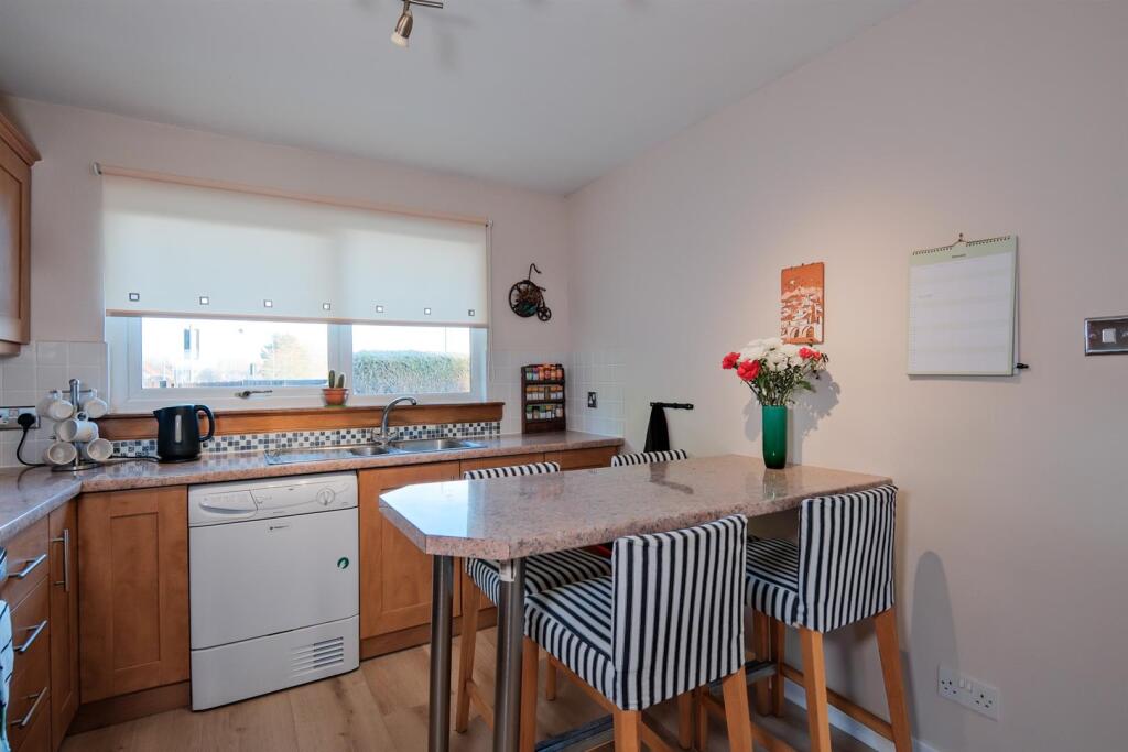 032-25 Netherdale Crescent, Wishaw ML2 0DN.jpg