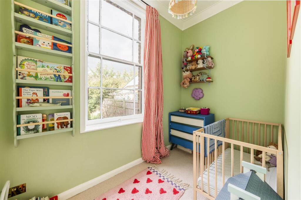 Grosvenor Park Road E17