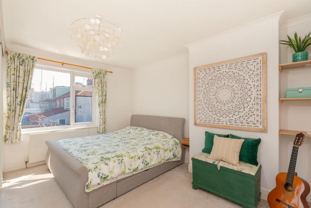 0A5RAN - Bedroom C.jpg