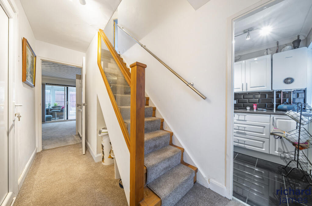 8f6e88c9-c262-425...