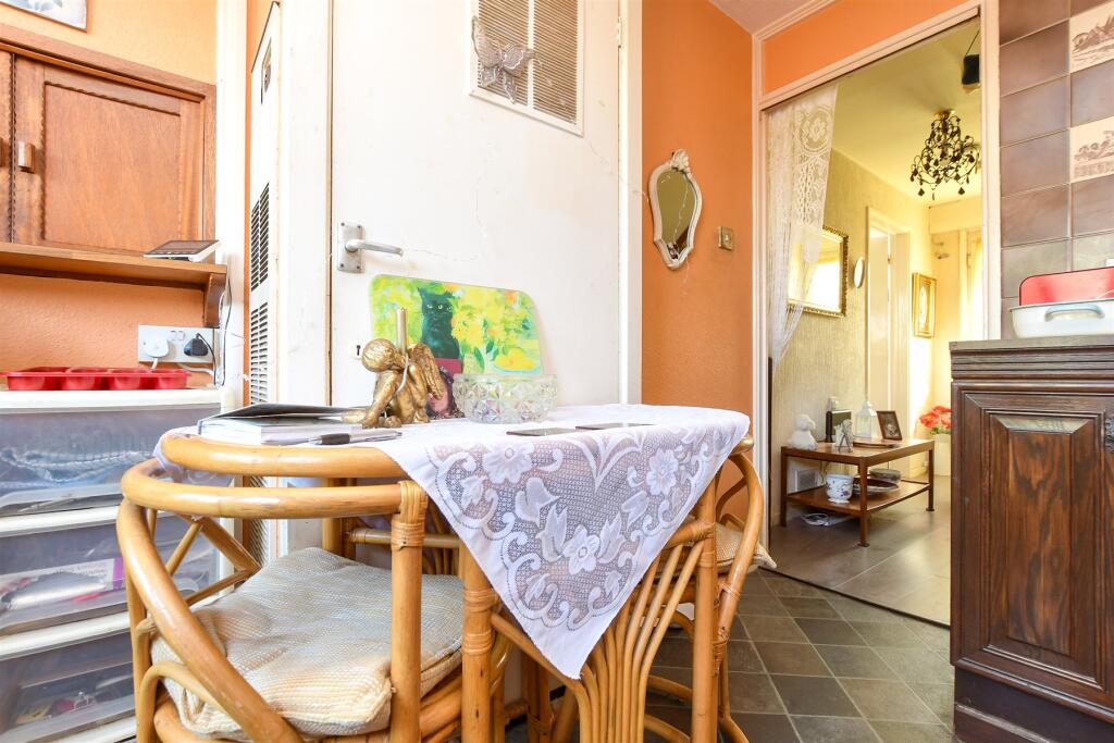 Kitchen/Breakfast Room .86