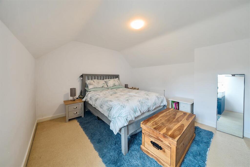 73 Reffield Close, Towcester (24).jpg