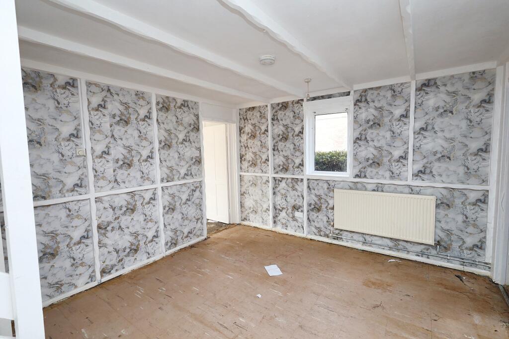 32 Wimbish End, Pitsea, Basildon, Essex, SS13 3PD