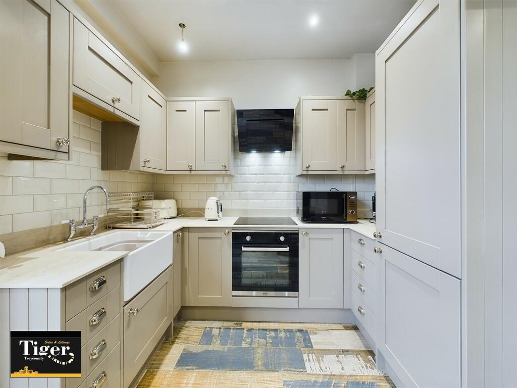 CAM03440G0-PR0006...