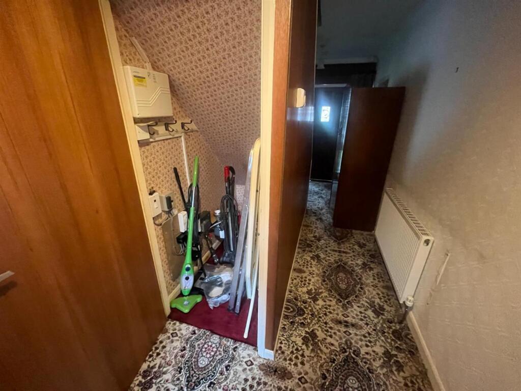 WhatsApp Image 2025-11-08 at 09.48.05_7cce5af9.jpg