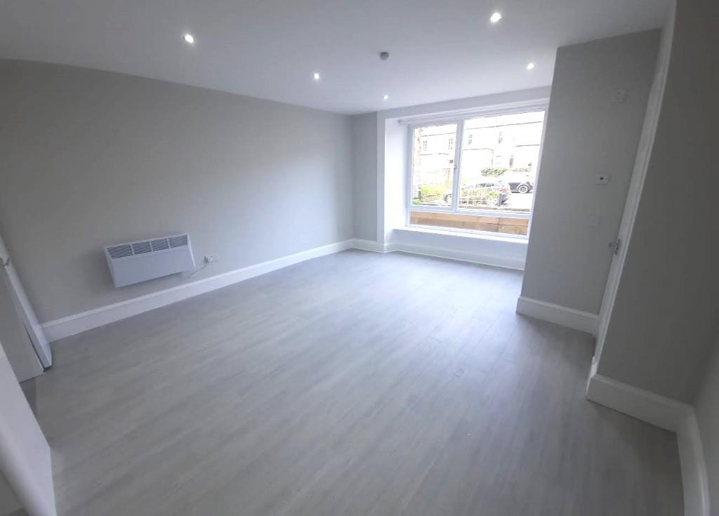 Lounge/Bedroom