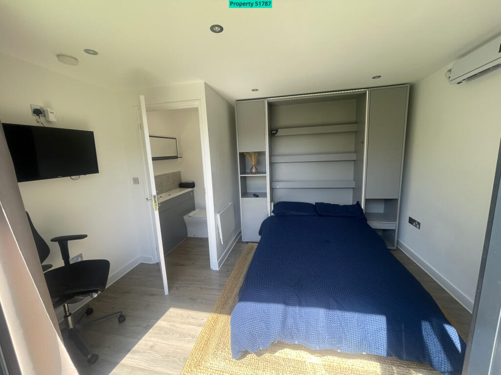 Garden Room Inside