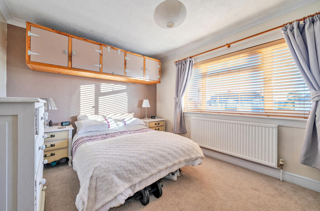 1384870-23-695b8e...