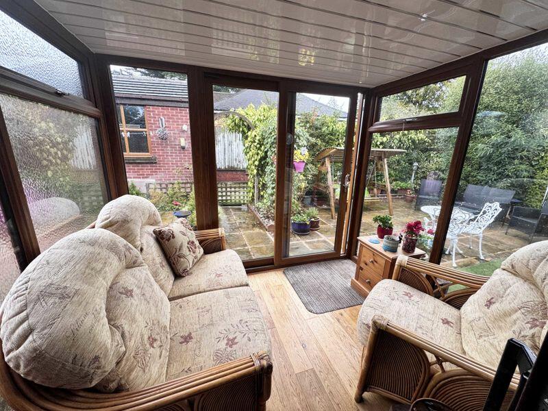 GARDEN ROOM