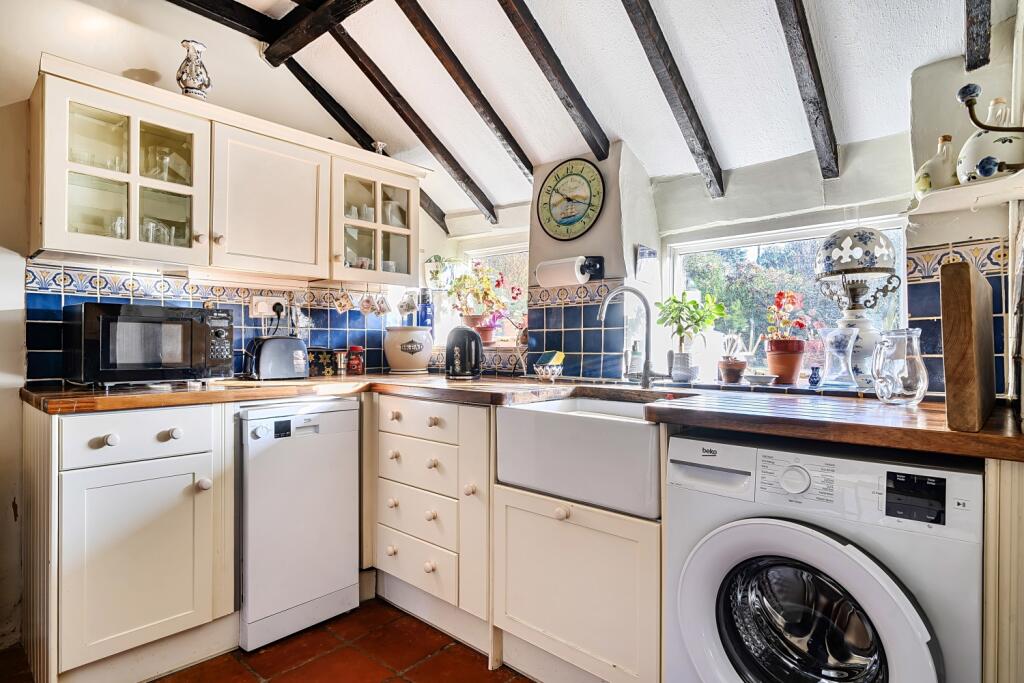 1385962-5-69301bbf6b3c4