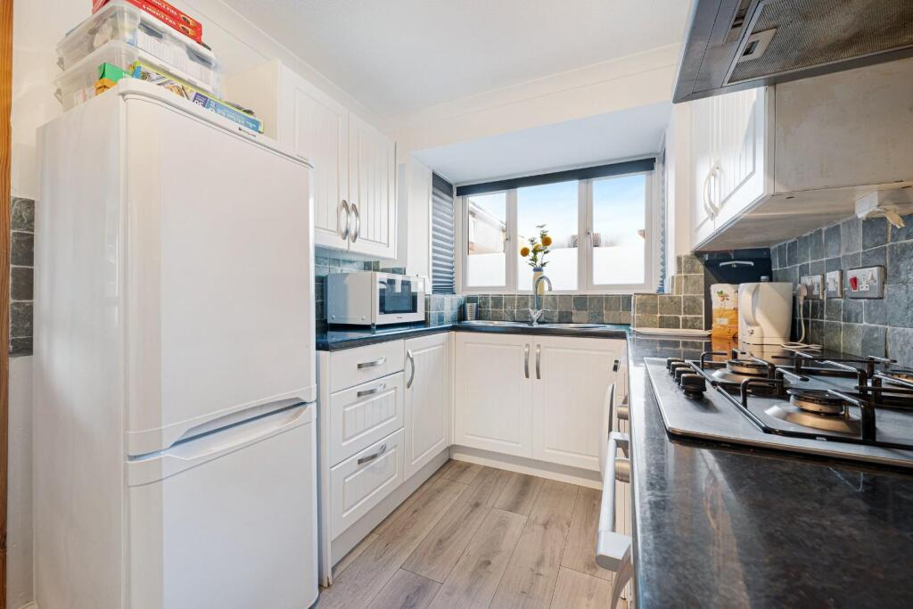 25 Fossgill Avenue HDR-17.jpg