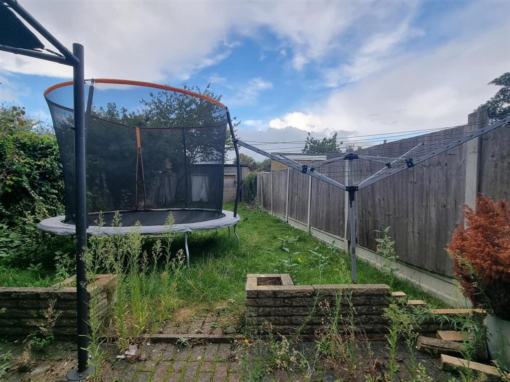 GARDEN.jpg