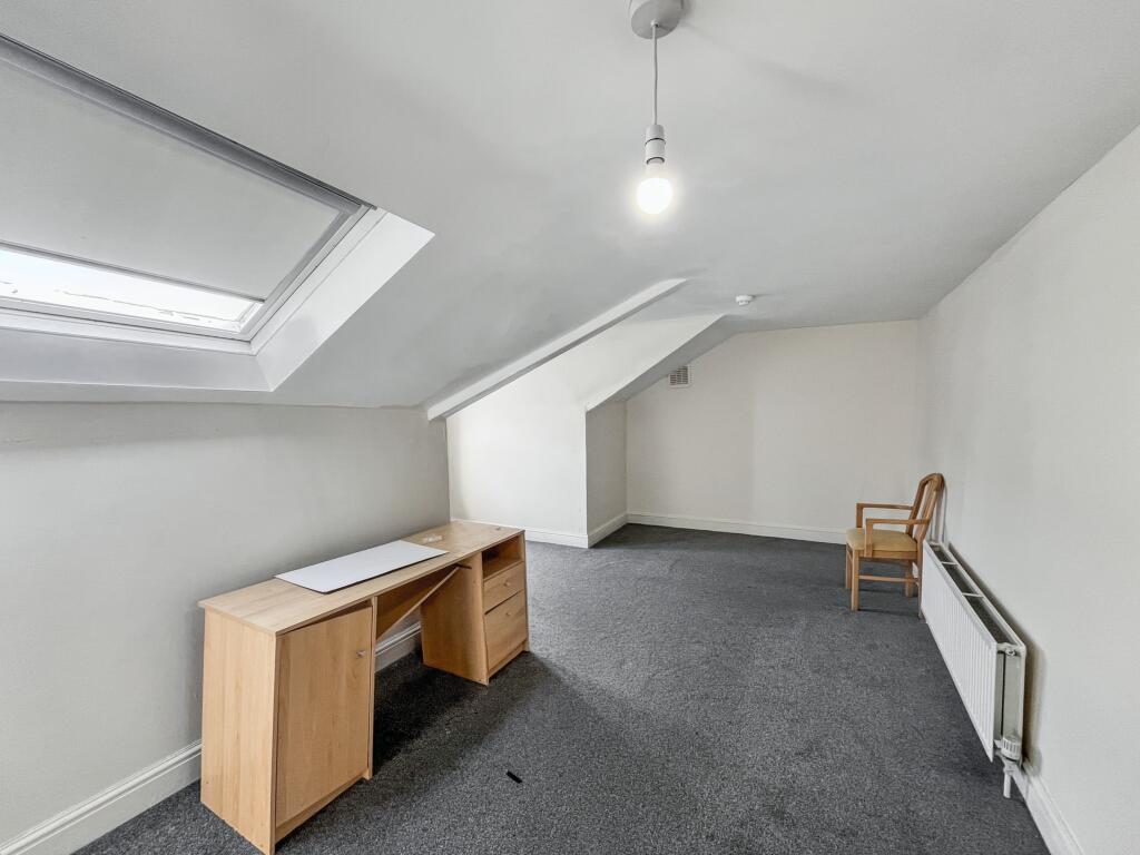 98 Ritherdon Road, Tooting, London SW17 8QQ