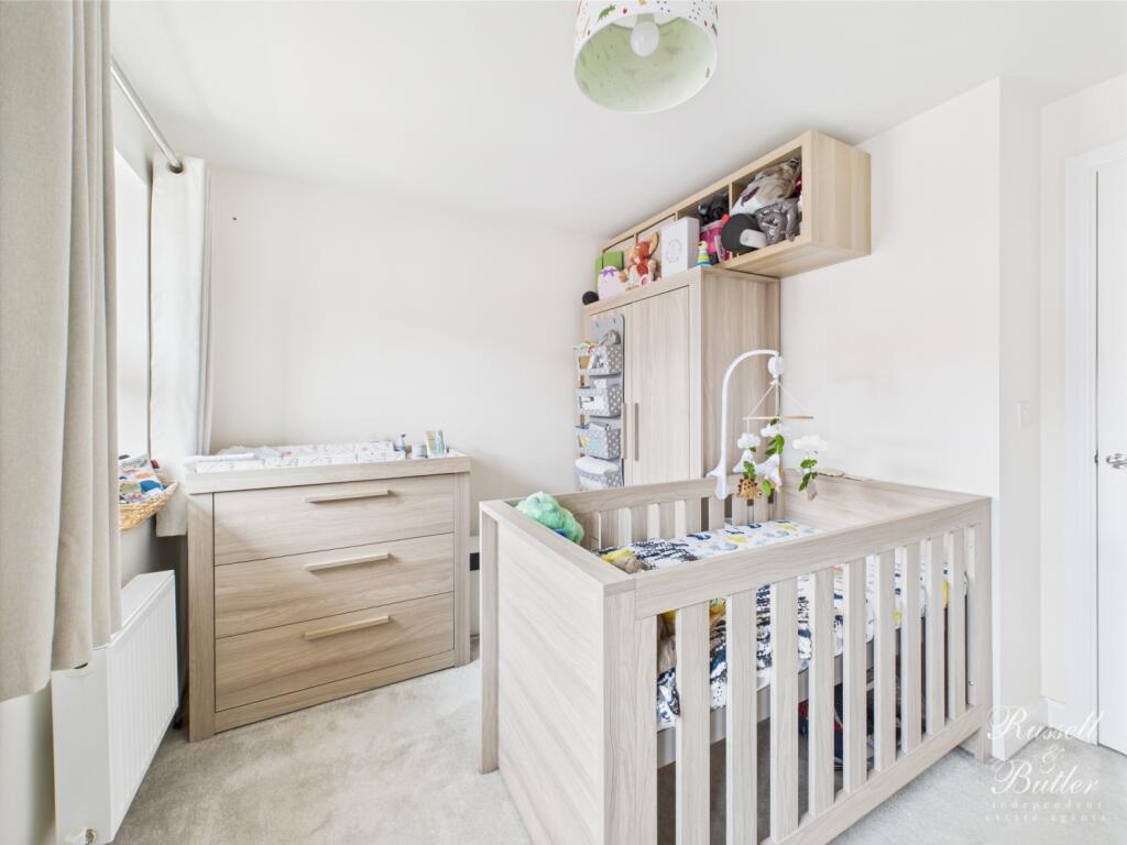 CAM02127G0-PR0292-STILL005