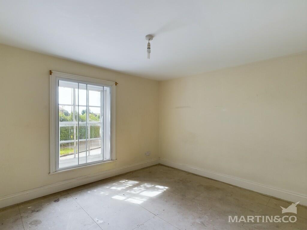 Flat 6 Bedroom