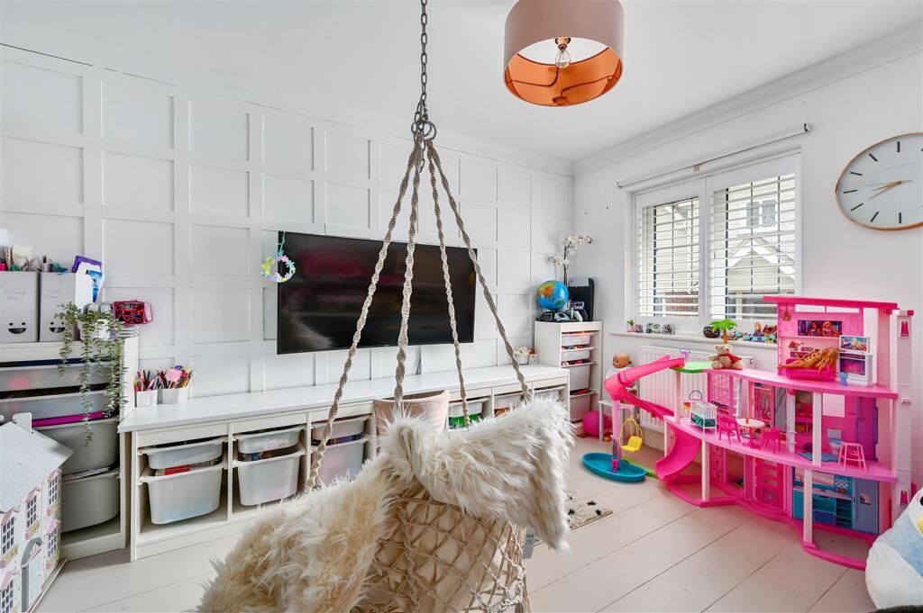 2 THE RUSSETTS - TN377FA (24).jpg