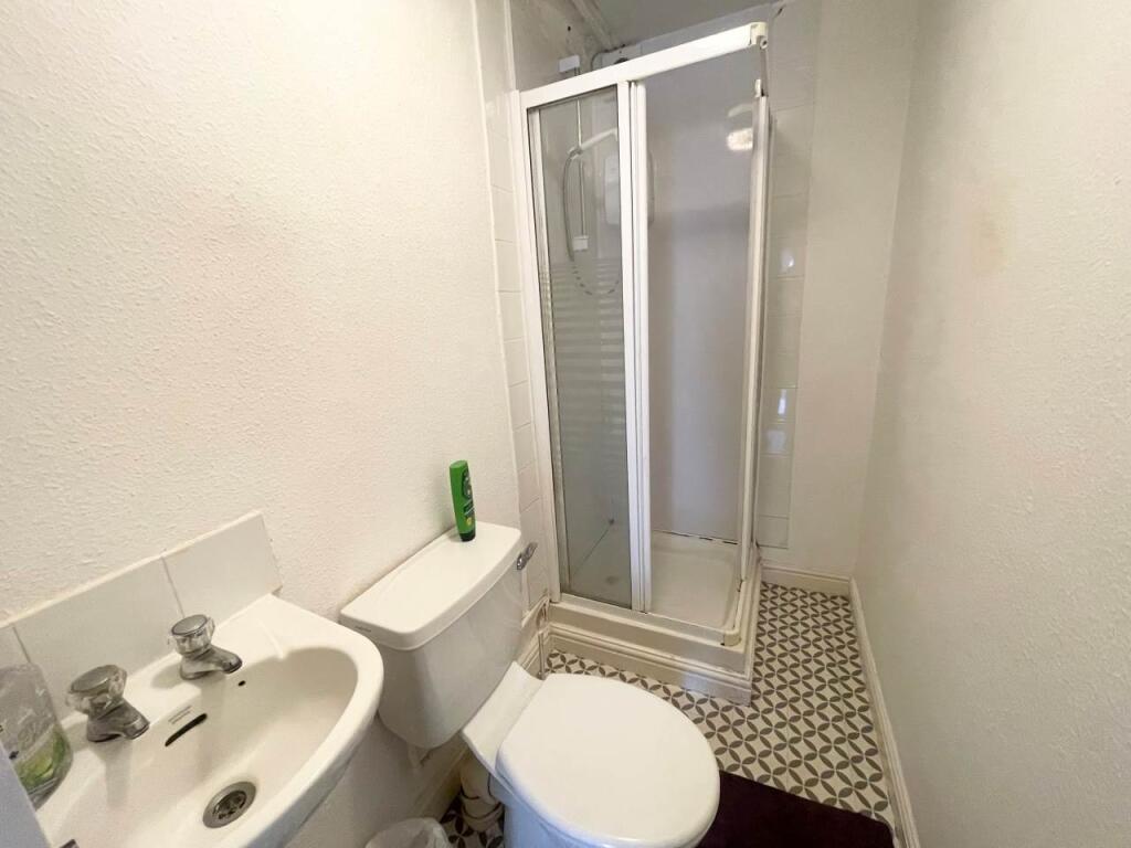 Bathroom 2