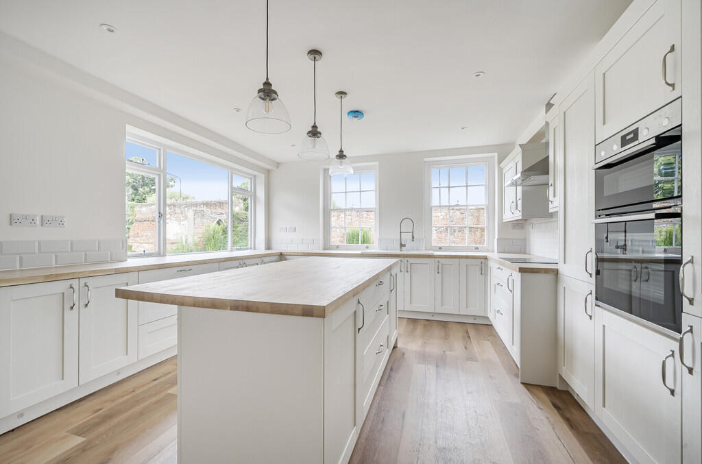 1328732-15-687e8a...