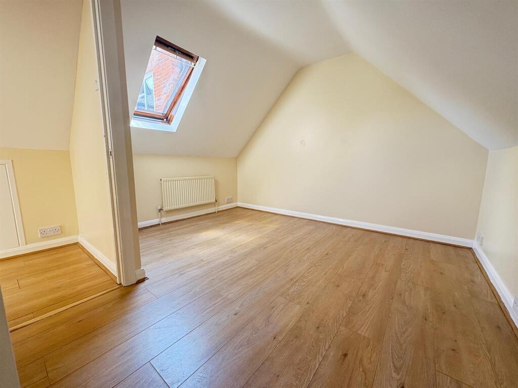 Bedroom 3.jpg