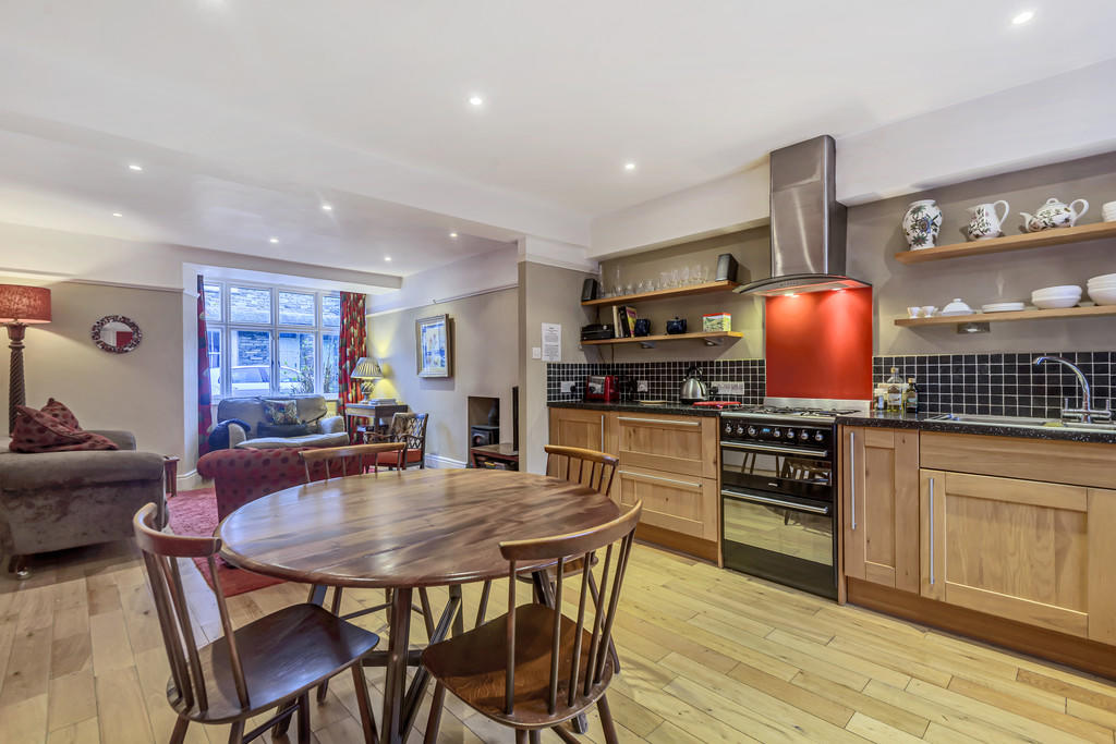 Kitchen/Dining Ar...