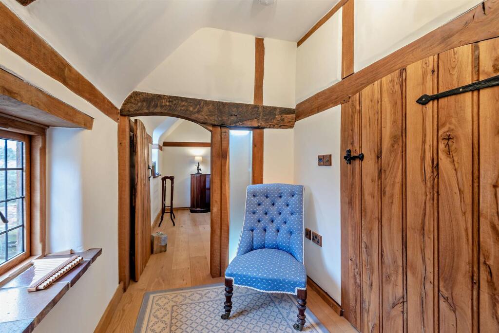 8634719-interior11-800.jpg