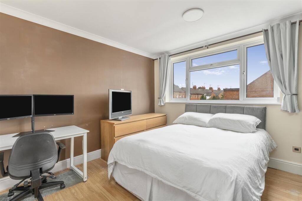 104 West Street, Banbury-19.jpg
