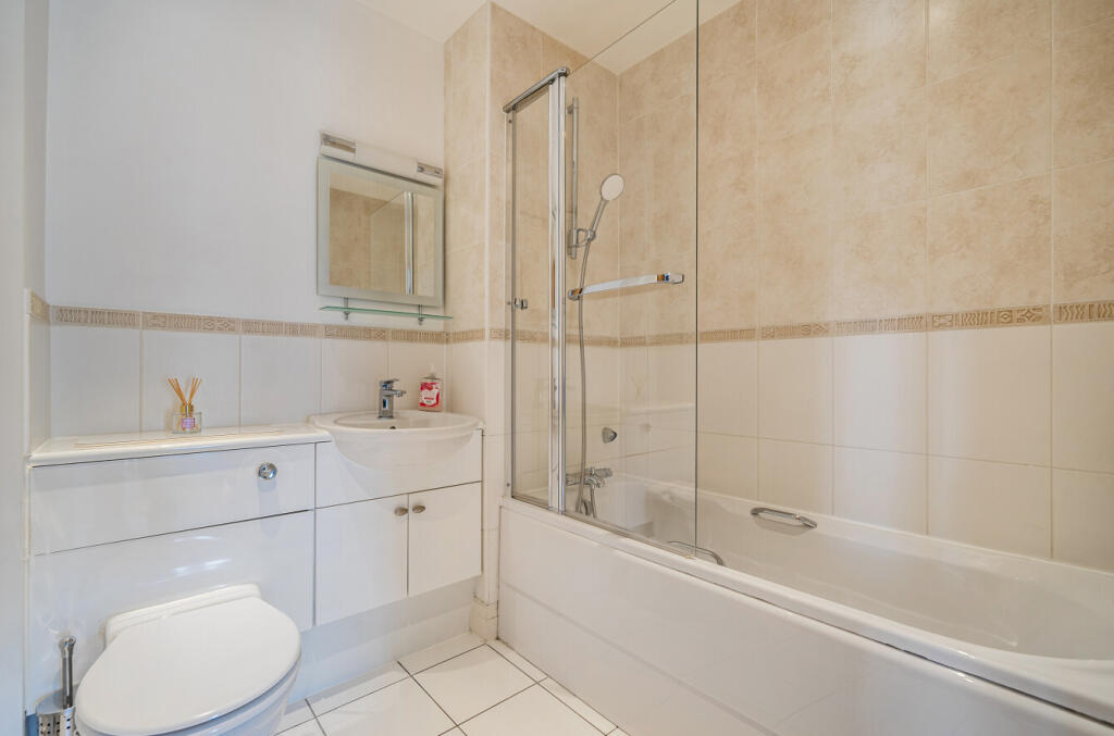 1318894-8-686b68d...