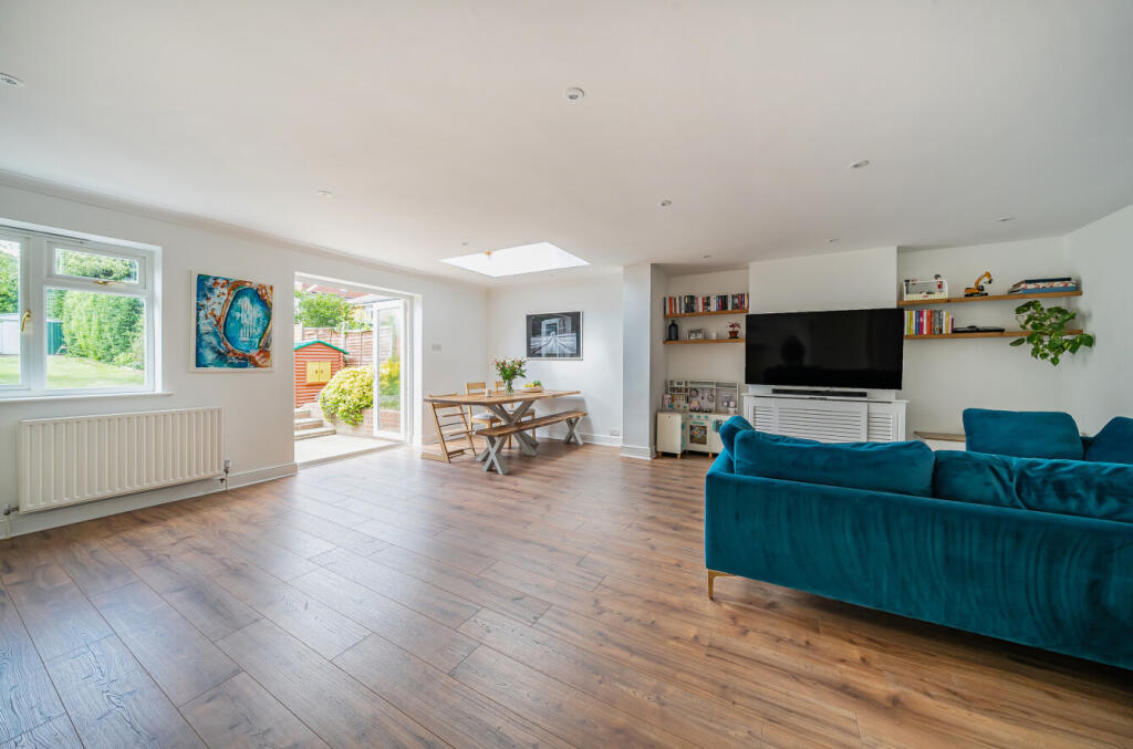 14-681cbe1f71096-...