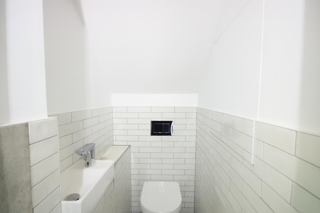 ChatGPT Image Sep 4, 2025, 04_46_27 PM.png