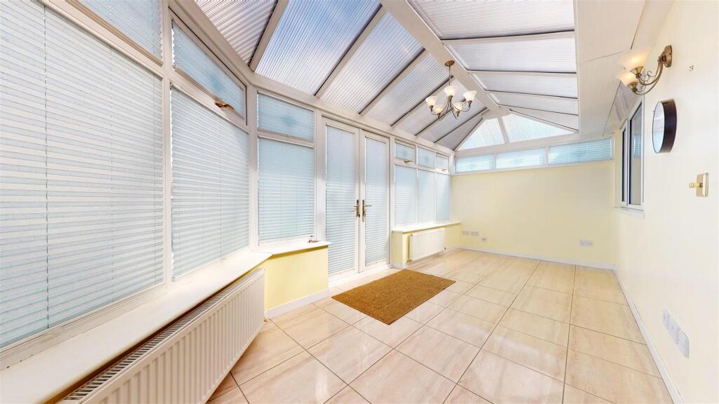 Hyacinth Close Conservatory