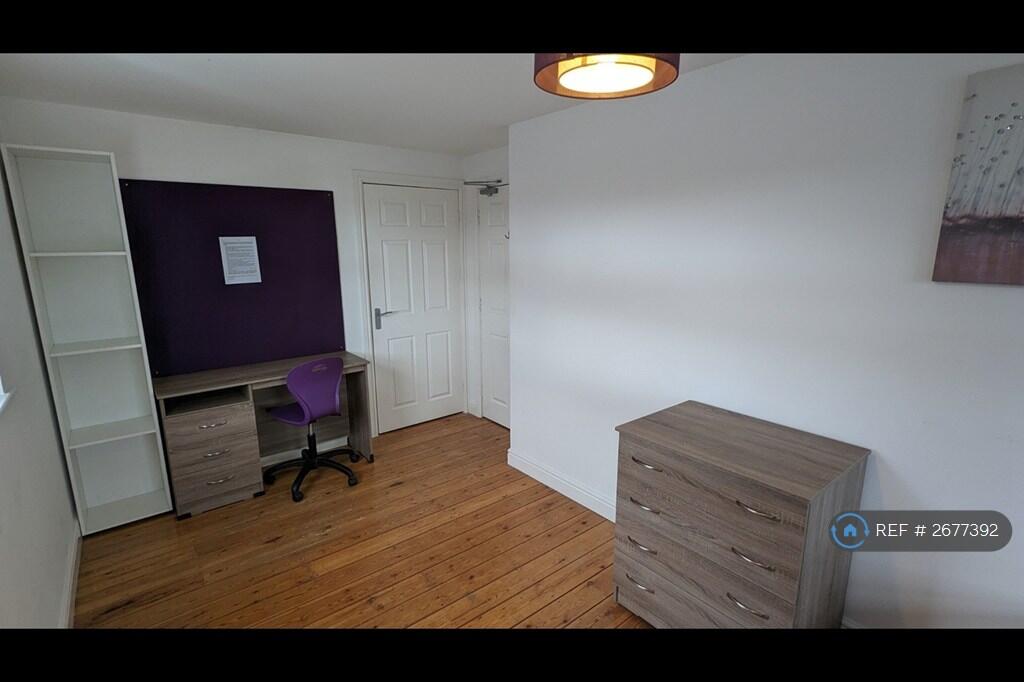 Room 4