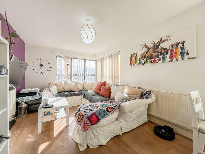 LOUNGE/DINING AREA/KITCHEN