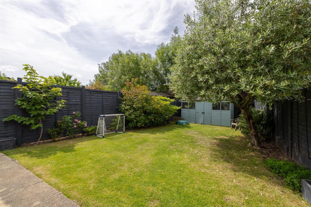 Groveside E4
