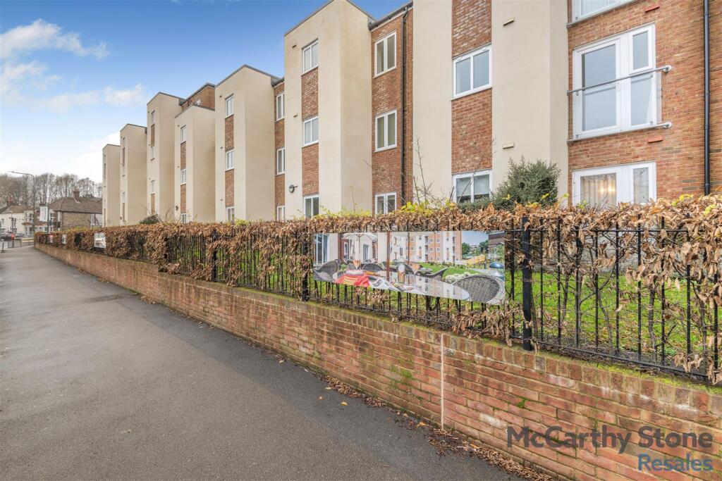 8672597-exterior04.jpg