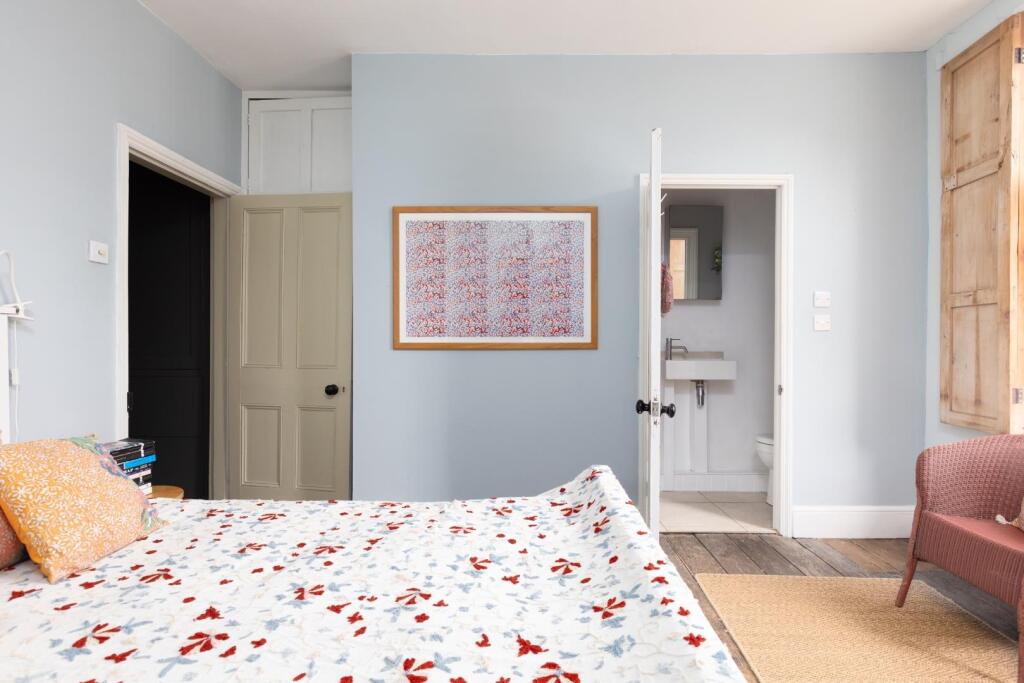 99 Lower Cheltenham Place-35.jpg