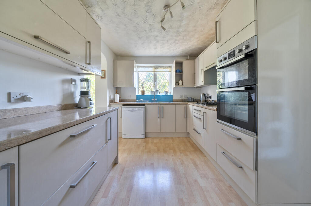 1355503-12-68c827...