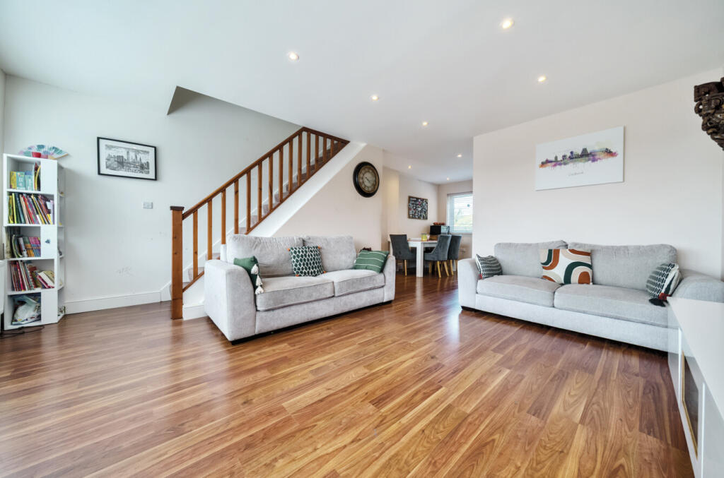 1312661-10-685581...