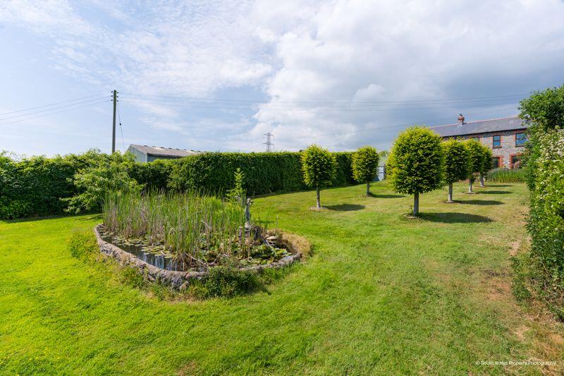 Photo 18