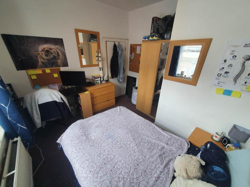 Ground floor front b