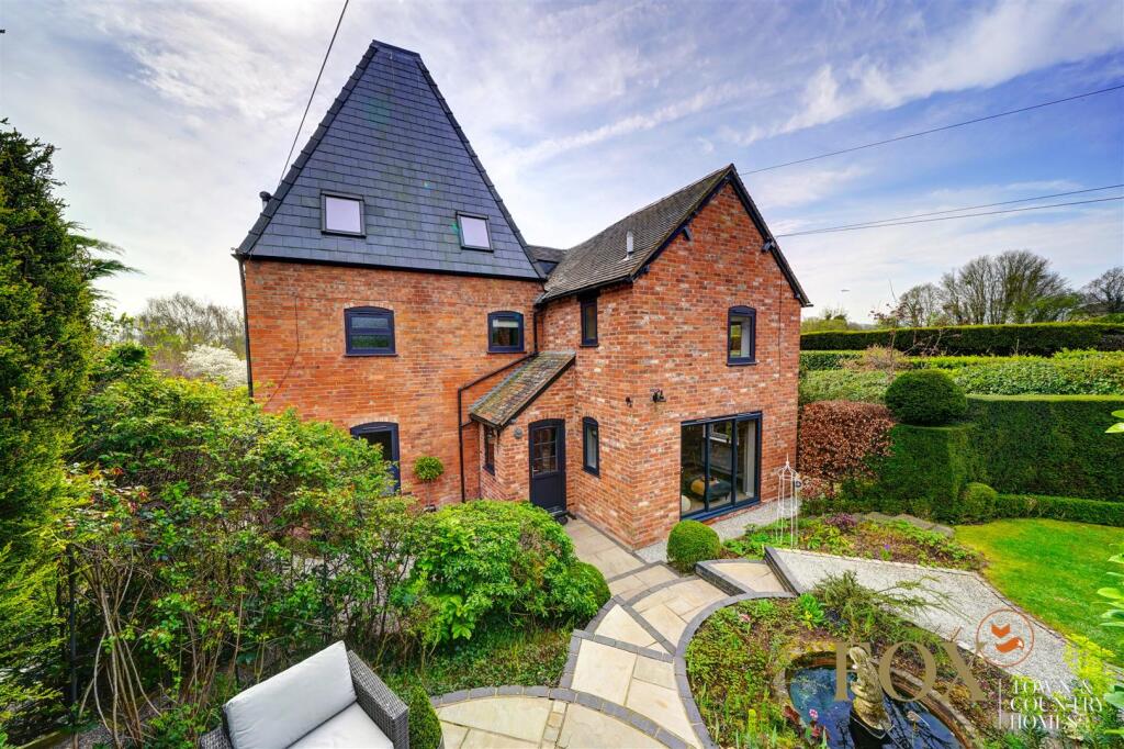 3 The Oast Houses (37).jpg