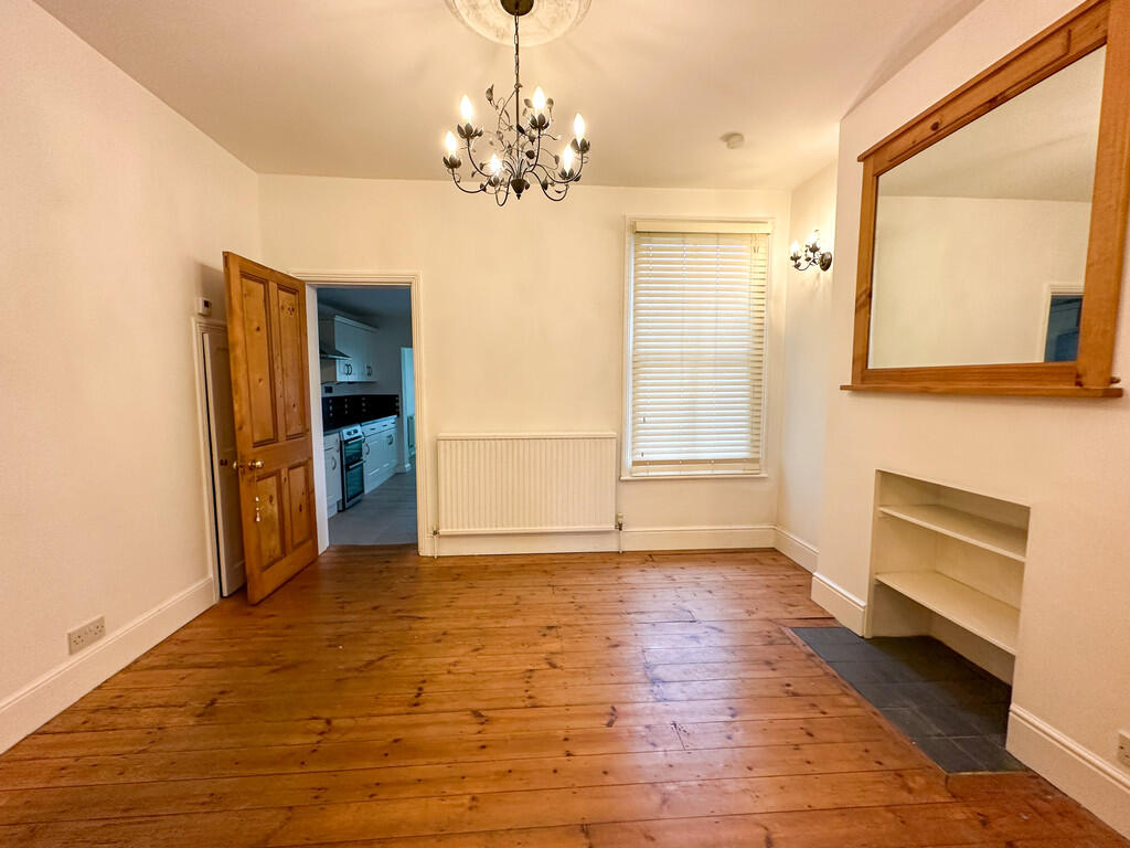 Dining Room (1)