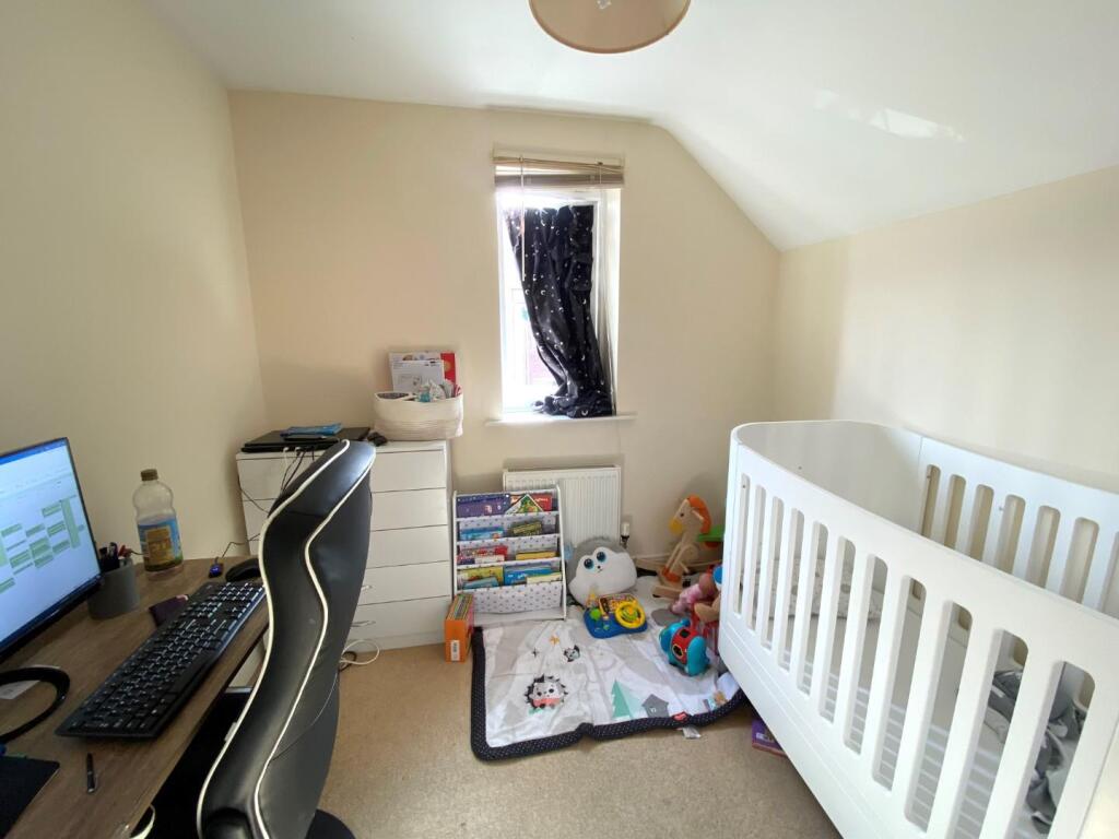 living room bedroom 2.jpg