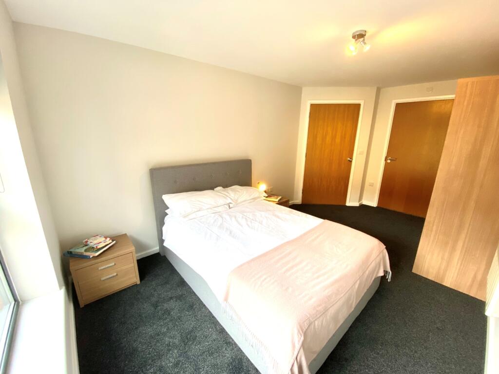 AC37 Bedroom 1b