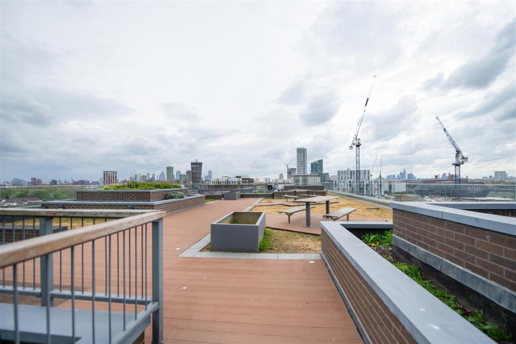 Communal Terrace. .jpg