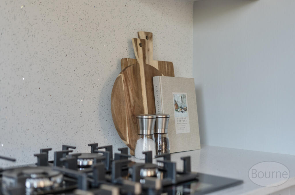 6d4cd2dd-e06d-48d...