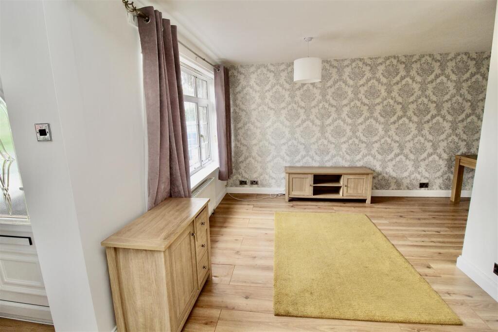 Open Plan Entrance Porch, Hallway, Lounge &amp; Dining